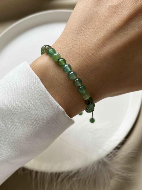 Браслет із агату на шнурку 4664