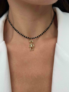 Choker mit Bärenanhänger aus Spinell 4886