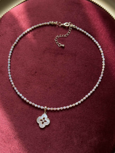 Чокер из розового опала с подвеской 5214