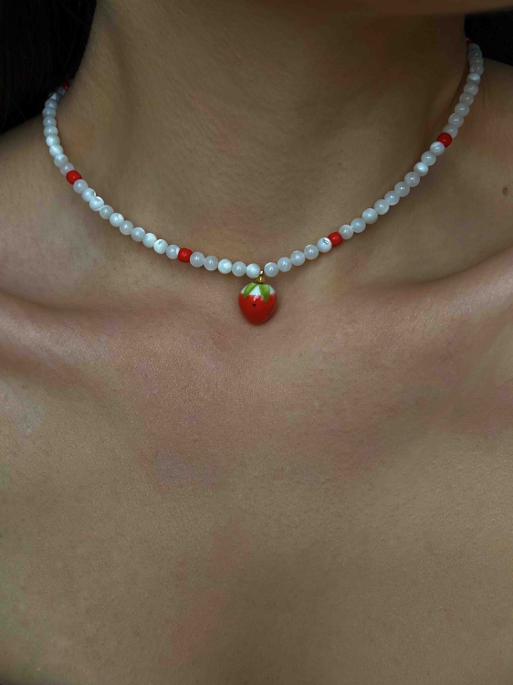 Choker with mother-of-pearl and strawberry 5282