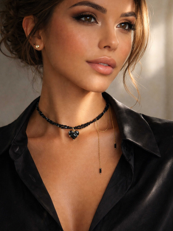 Черное двуслойное колье с подвеской и цепочками 5663