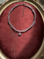 Сияющее колье с цветком в розовом цвете 5682