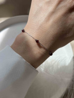 Цепочка на руку с натуральным гранатом в серебрянном цвете 5683