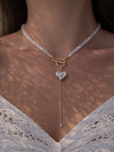 Блискуче кольє з акцентним серцем 5550