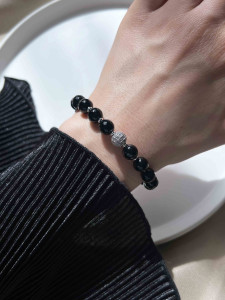 Браслет из черного агата 5686