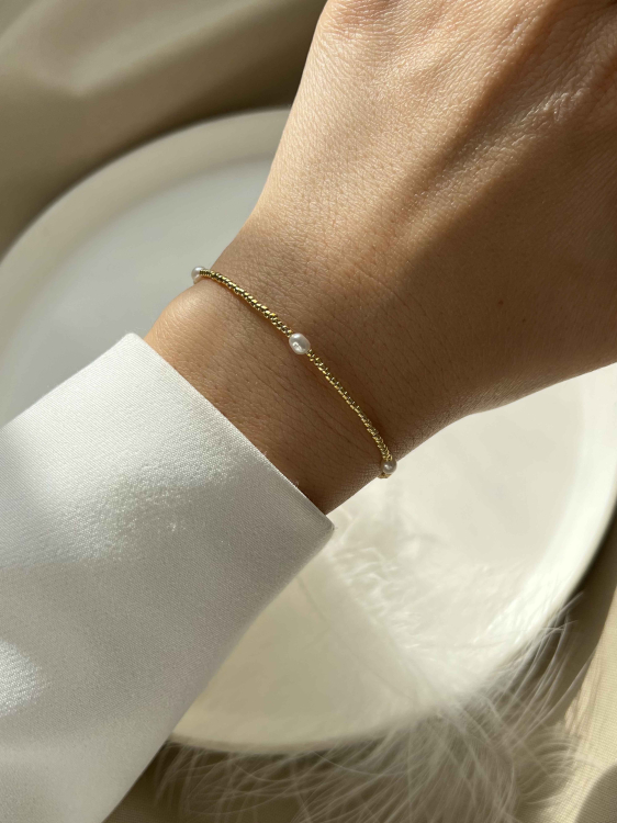 Armband aus japanischen Perlen 4931