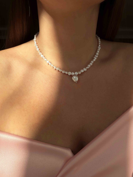 Perlen-Choker mit Anhänger 5258