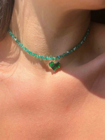 Зеленый чокер с сердцем 5319