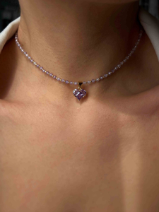 Lila Halsband aus Zirkonia 5074