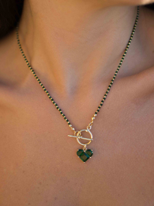 Choker with aventurine featuring a clover pendant 5385