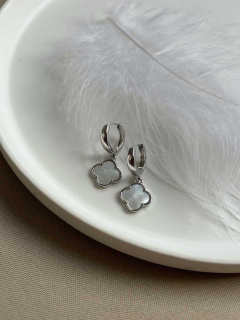 Сережки бижутерия клевер 4839