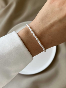 Armband mit Perlen 4522