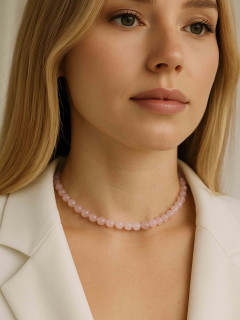 Pink choker made from natural quartz 5080