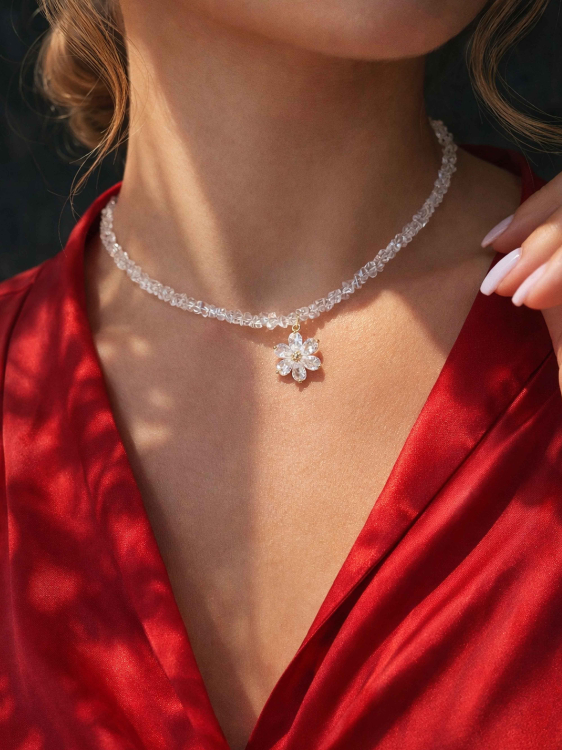 Блестящее колье с цветком 5510