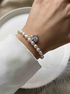 Браслет з перлин 4656