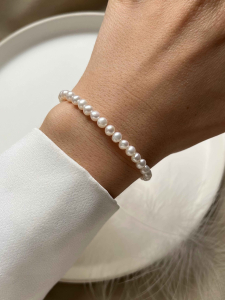 Armband mit Perlen 4767